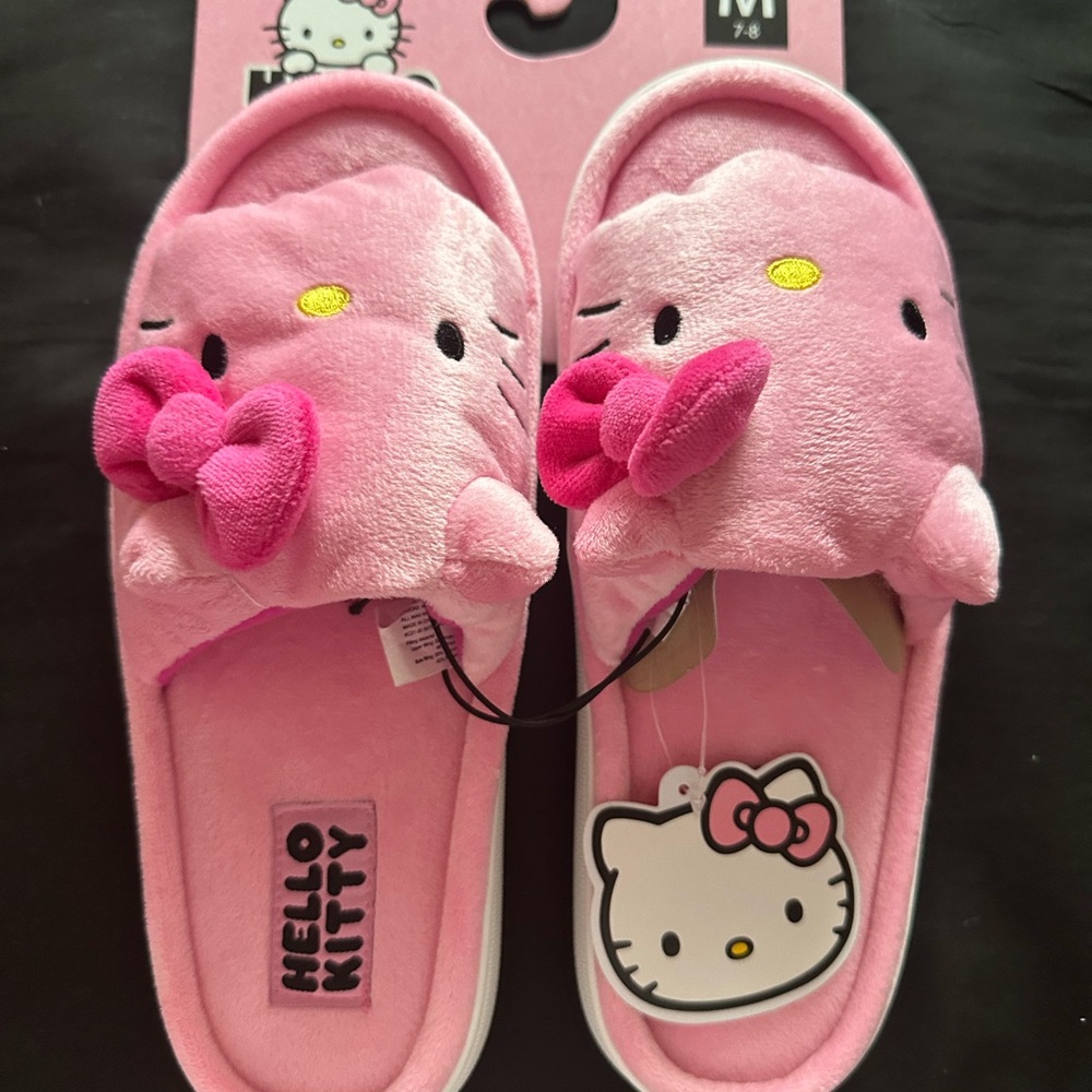 Hello Kitty Pink Slippers